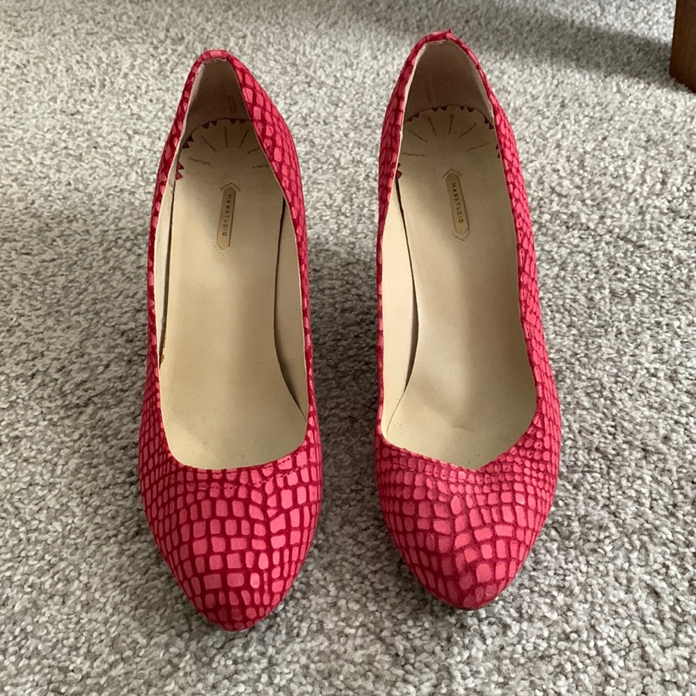 Pink snakeskin wedges with stack heel